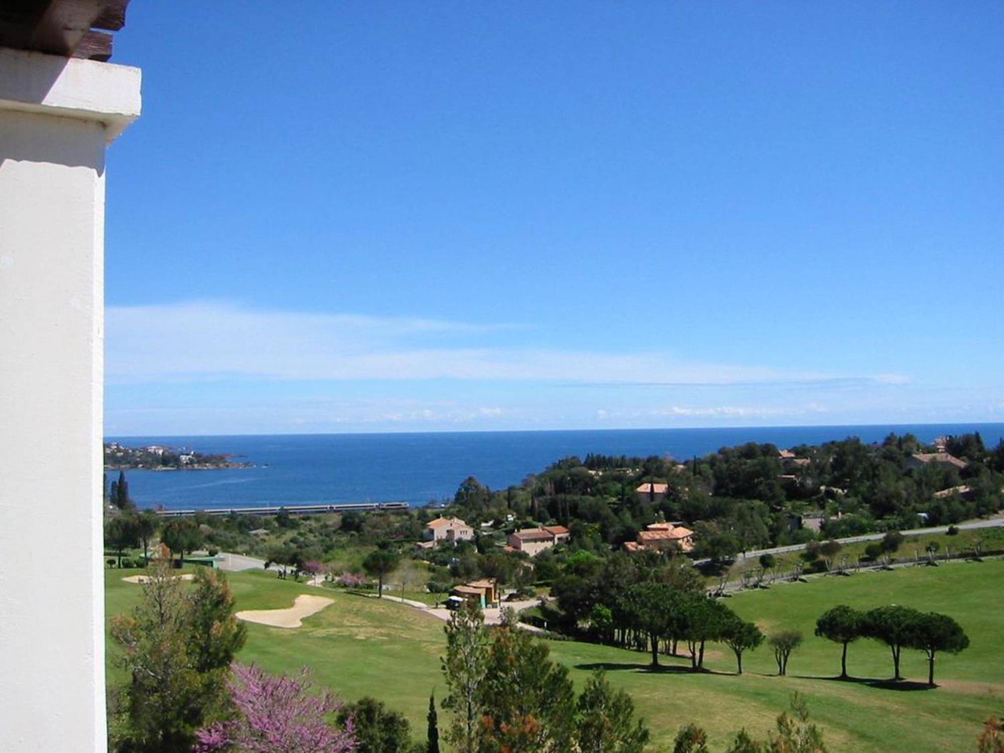 Appartement Familial Avec Vue Sur La Mer A Agay 40 M² + Piscine Saint-Raphaël Exterior foto